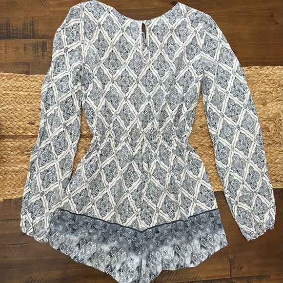 Abercrombie Small Romper - Picture 6 of 6